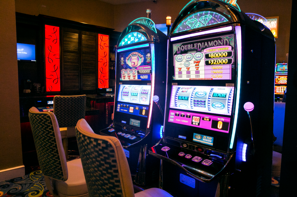 Nickel slot machine for sale
